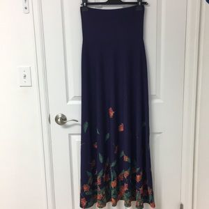 XXS Lularoe Maxi Purple with Florals at the Bottom